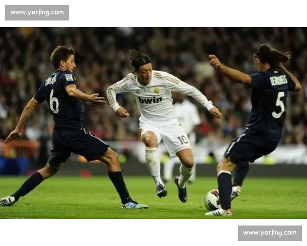 马拉加对阵皇马比赛录像回顾与关键瞬间全解析战术博弈与进球亮点解读